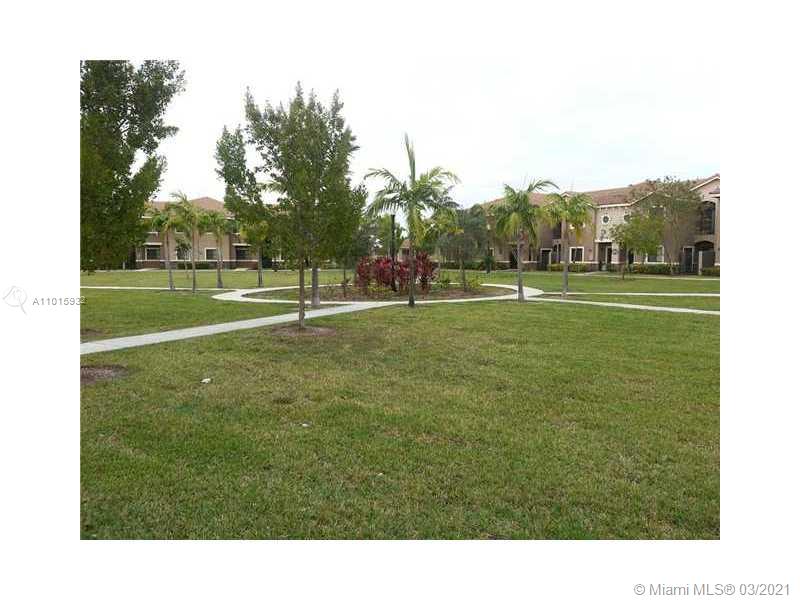 Cutler Bay, FL 33190,22821 SW 88 PL #3