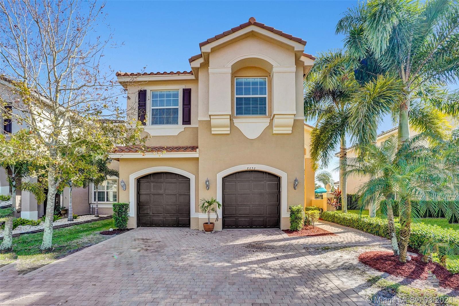 8252 Calabria Lakes Dr, Boynton Beach, FL 33473