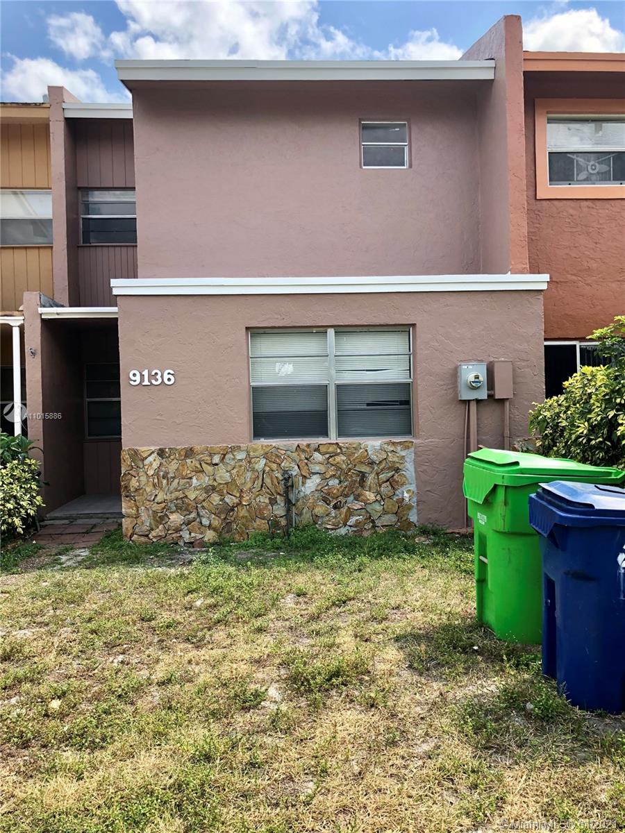 9136 NW 35 Pl,  Sunrise,  FL 33351