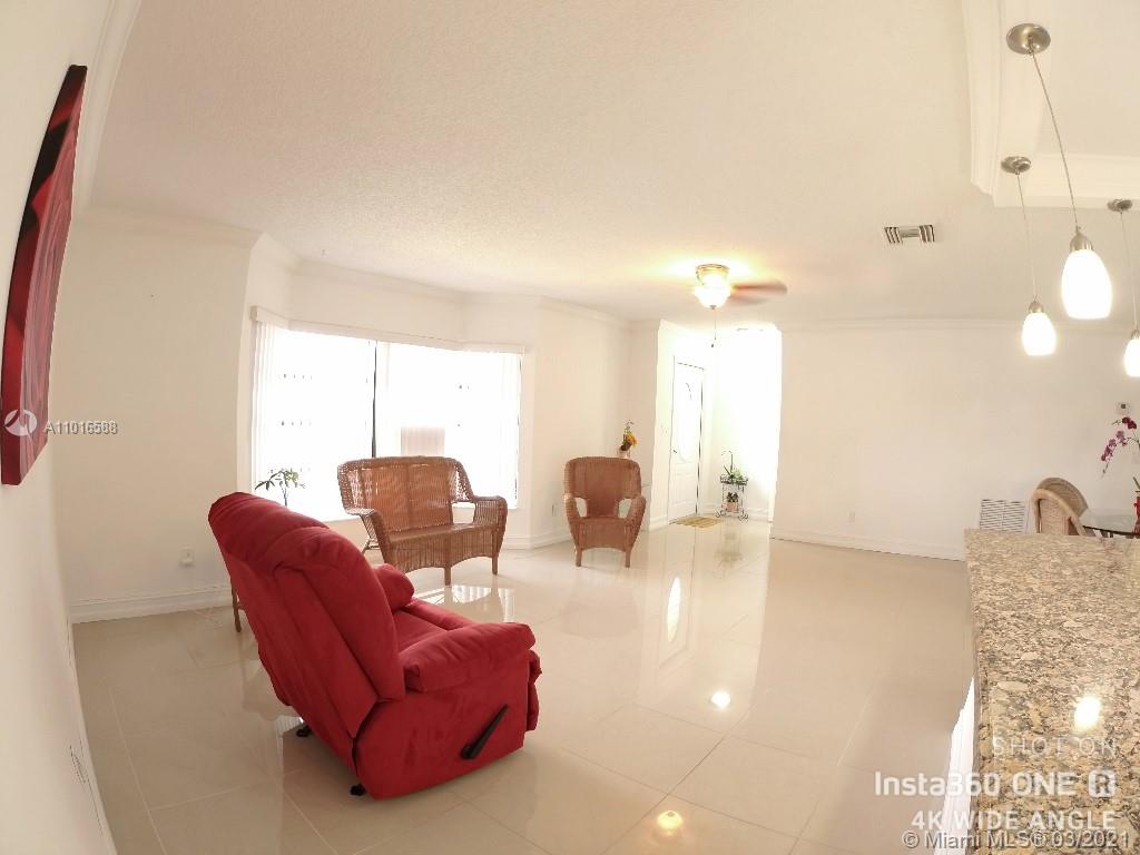 Deerfield Beach, FL 33442,1536 SW 22nd Ter