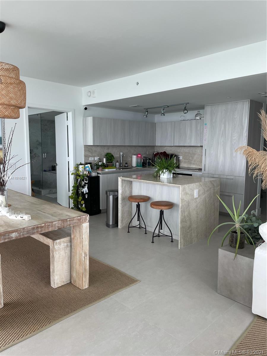 Photo 12 of Paraiso One Apt 3306 in Miami - MLS A11016621