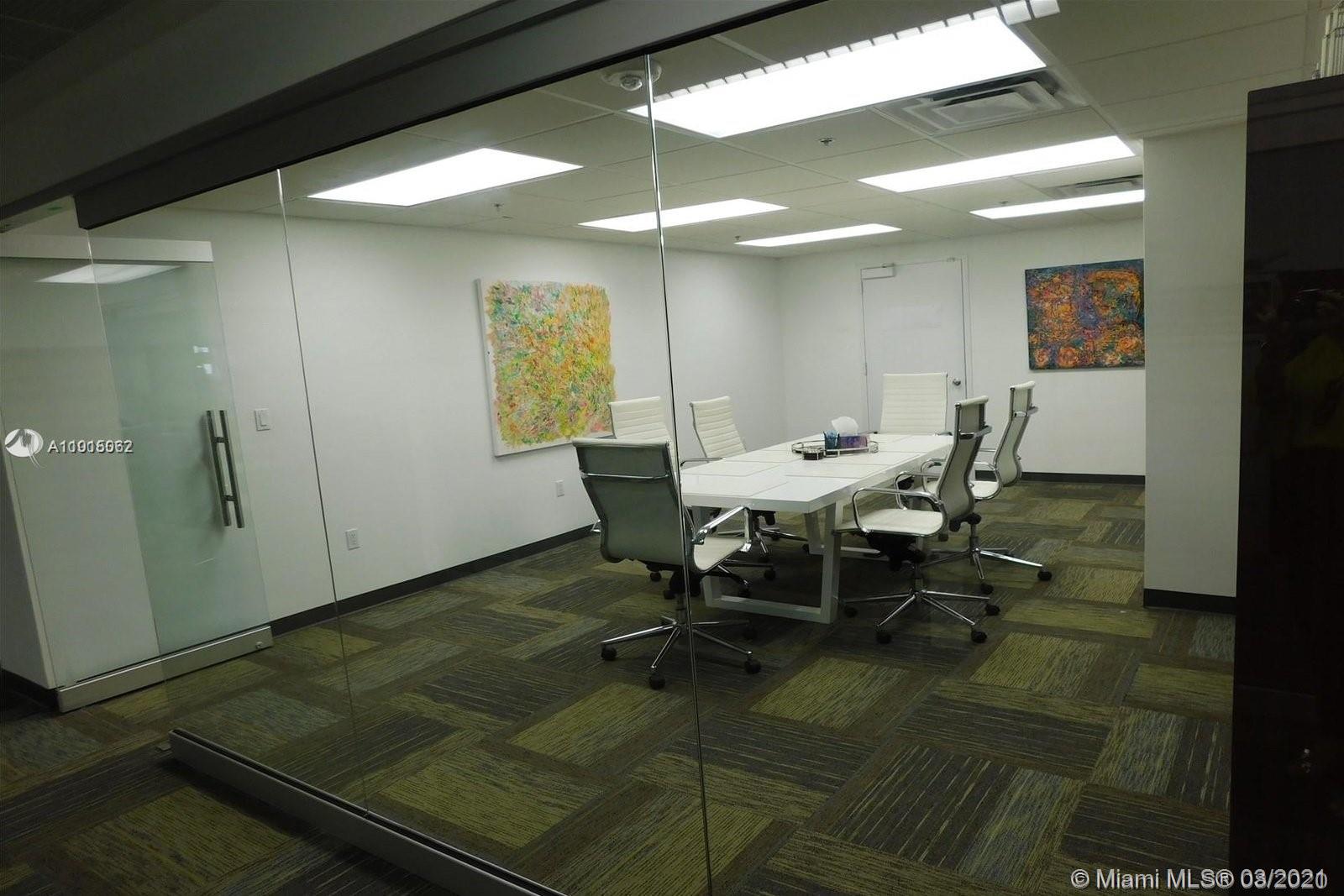 Miami, FL 33132,111 NE 1st #6