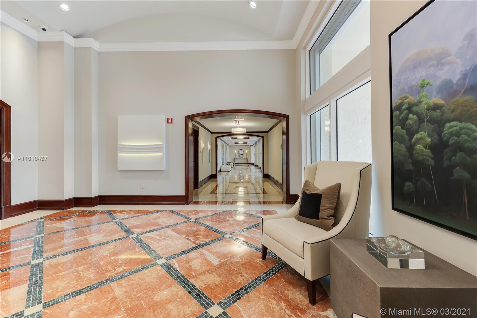 Photo 2 of Ocean Club Lake Tower Apt 606 in Key Biscayne - MLS A11016437