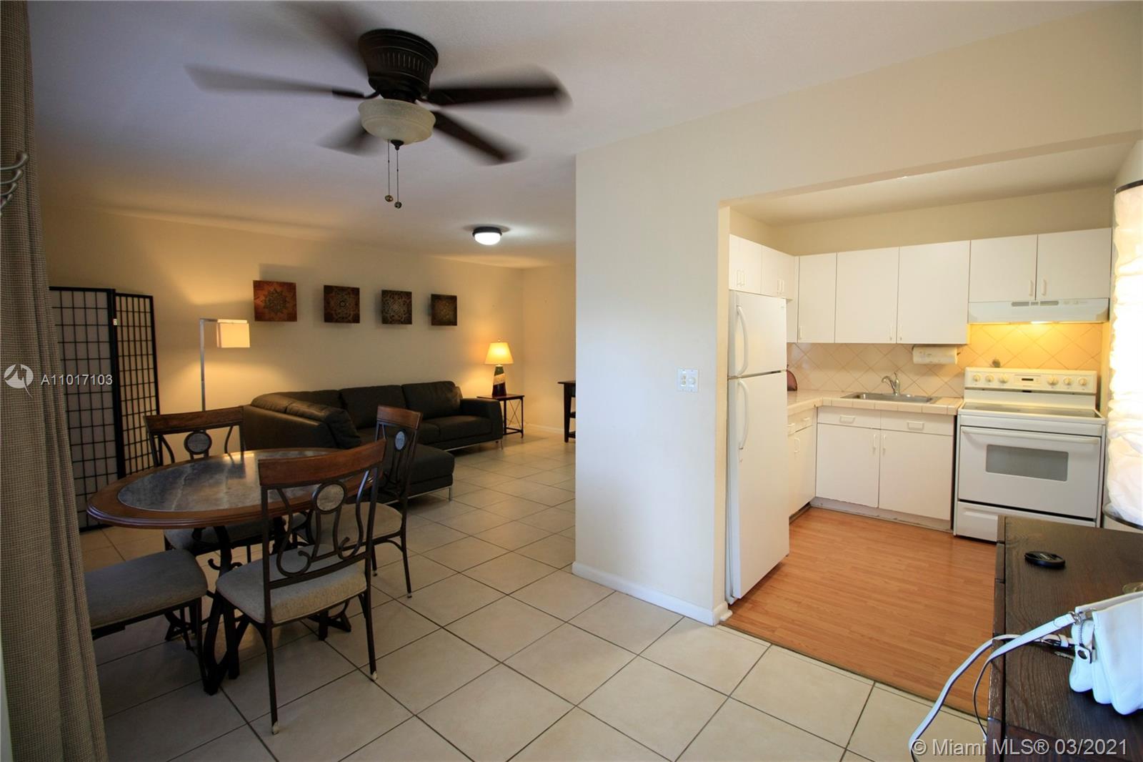 Hollywood, FL 33020,2905 Pierce St #11