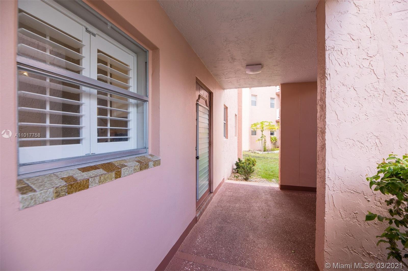 Sunrise, FL 33322,9460 Sunrise Lakes Blvd #112