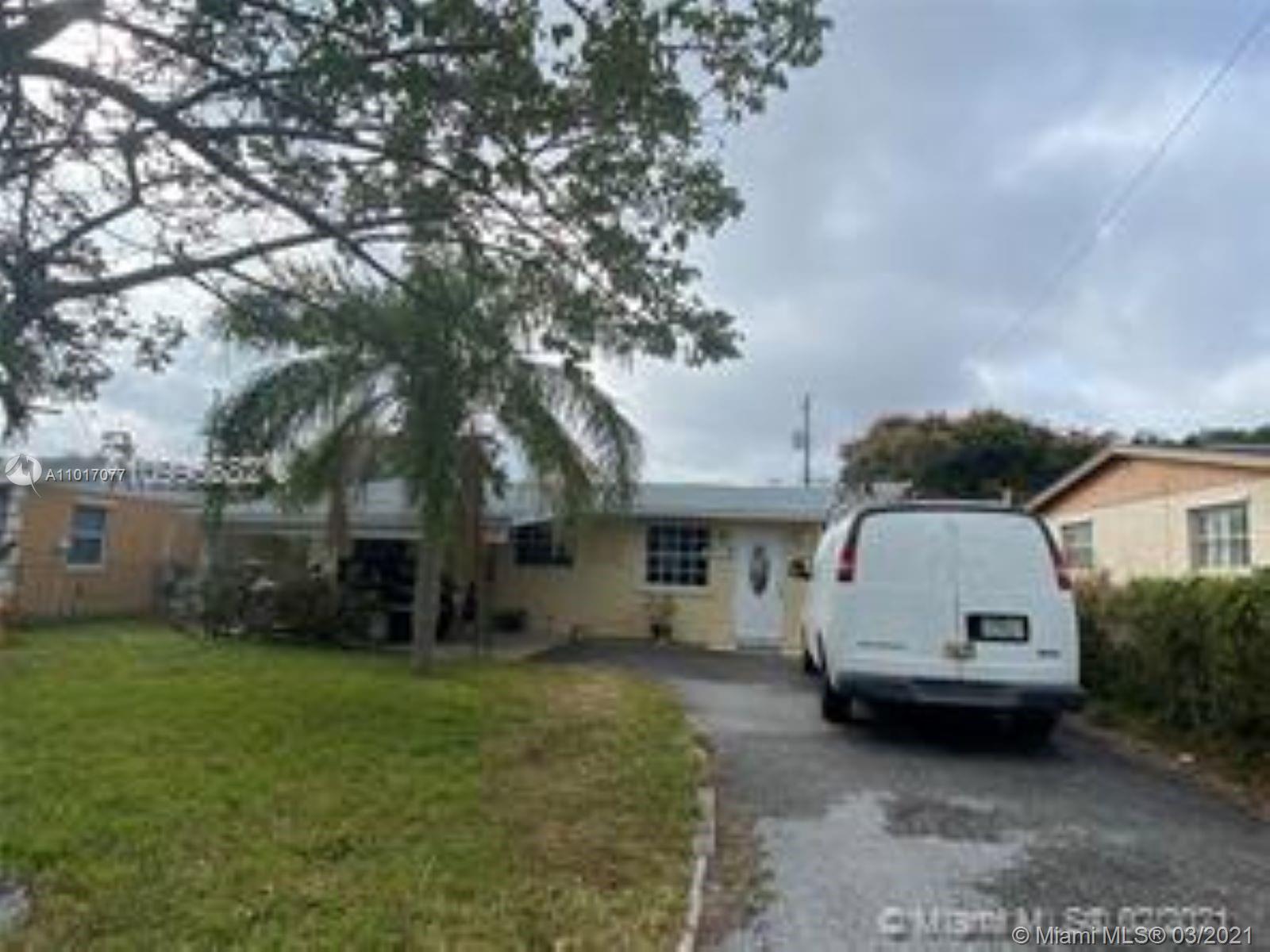 Riviera Beach, FL 33404,1549 W 32nd St