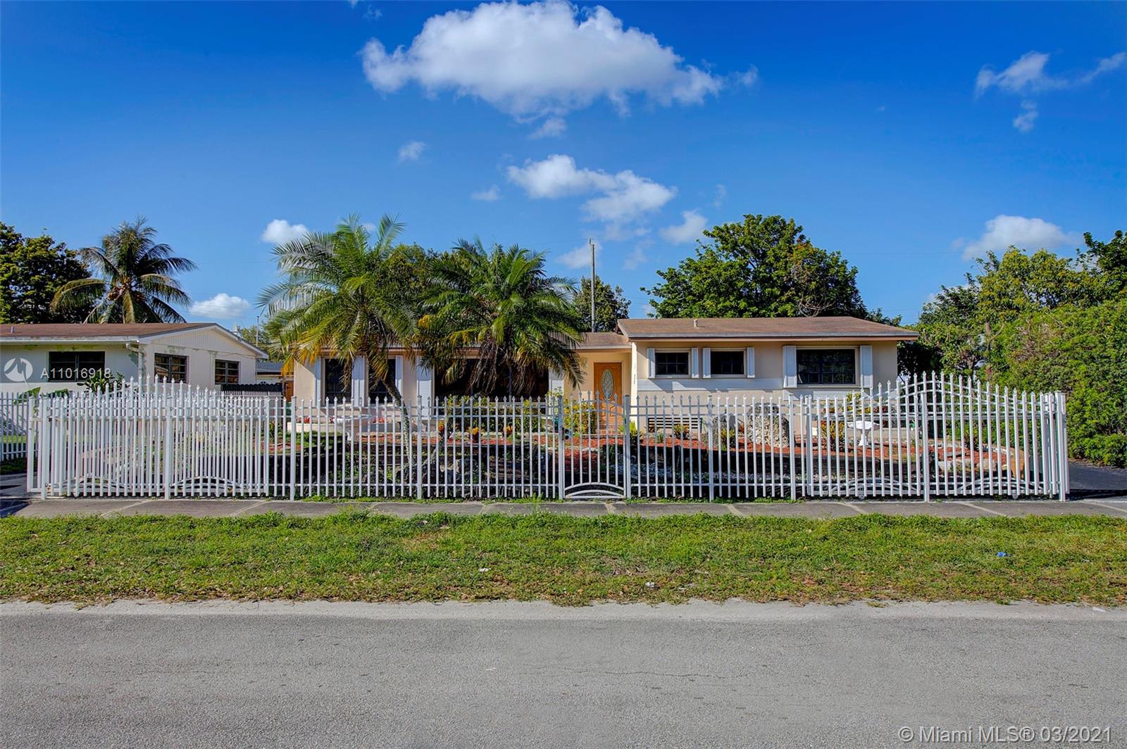 1145 NW 185th Ter, Miami Gardens, FL 33169