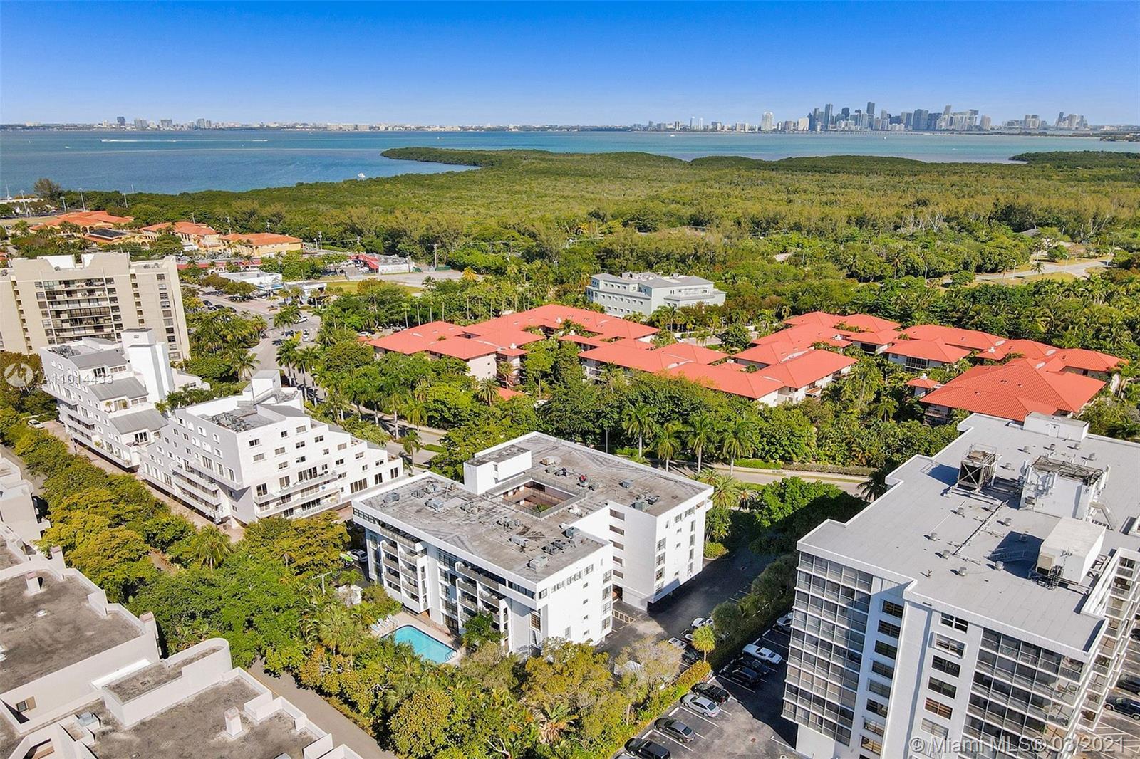 Key Biscayne, FL 33149,100 Ocean Lane Dr #401