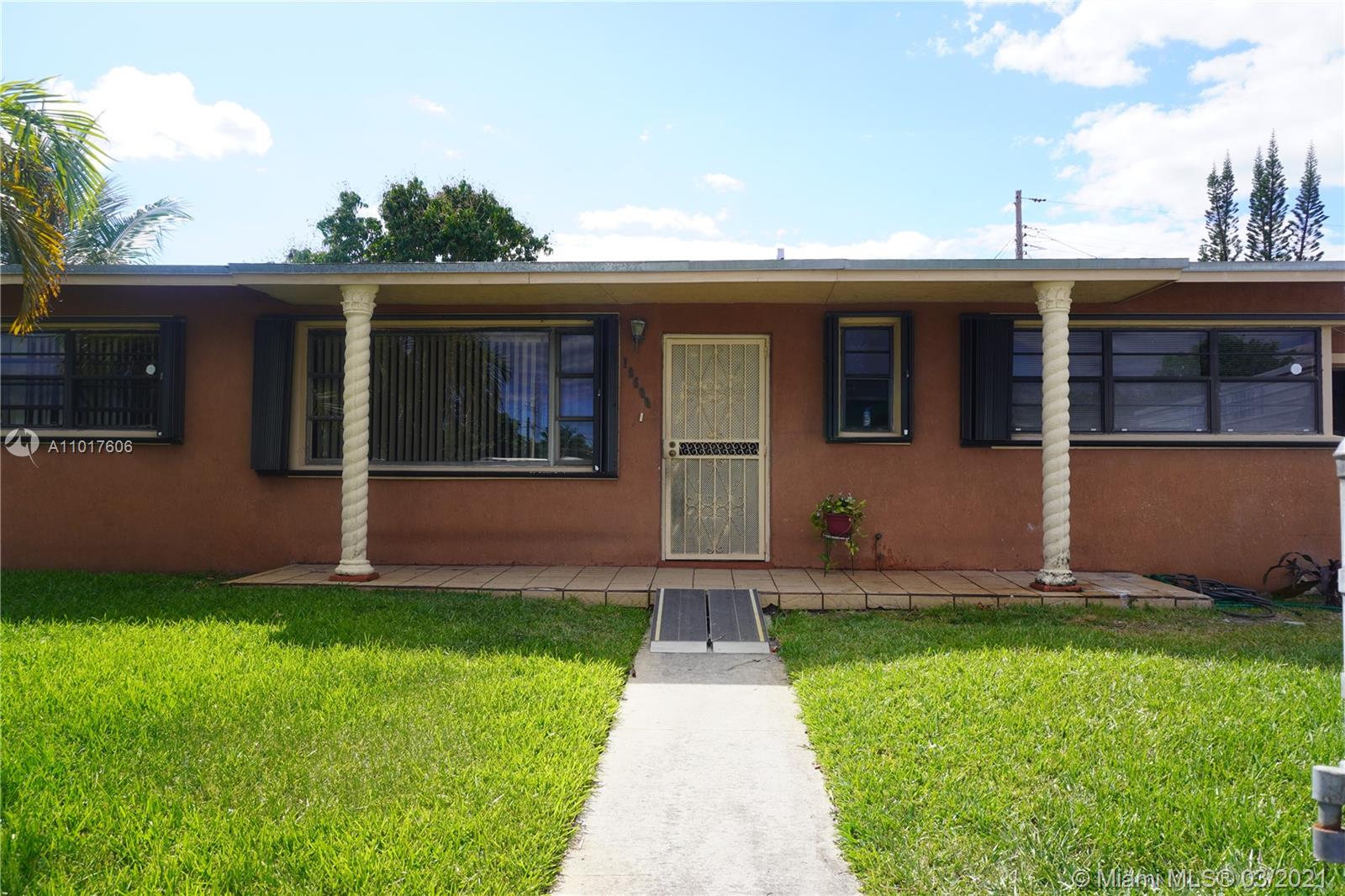 19600 NW 40th Ct, Miami Gardens, FL 33055