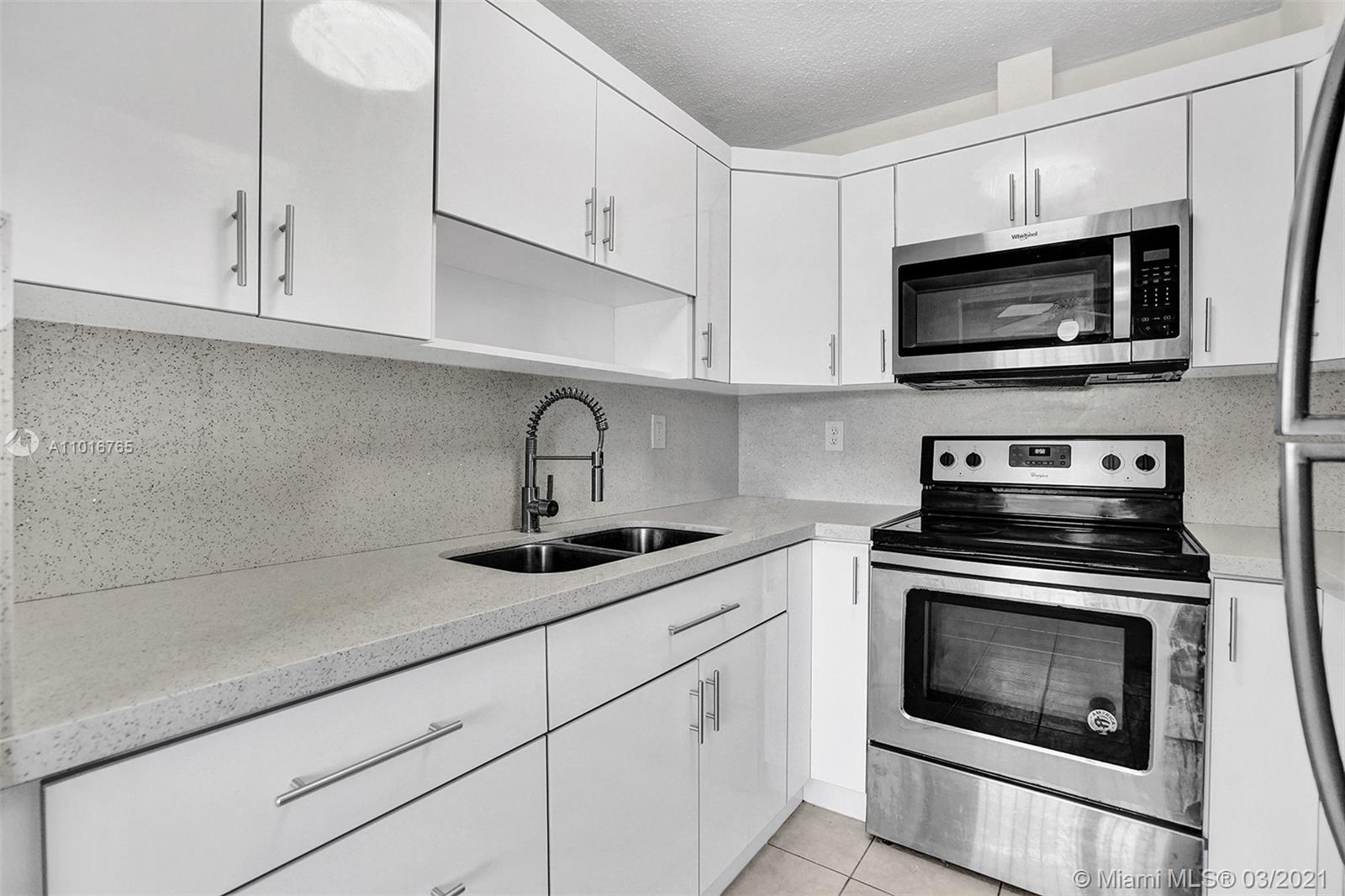 6675 W 4th Ave #310, Hialeah, FL 33012
