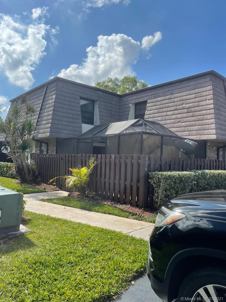 2576 NW 99th Ave, Coral Springs, FL 33065