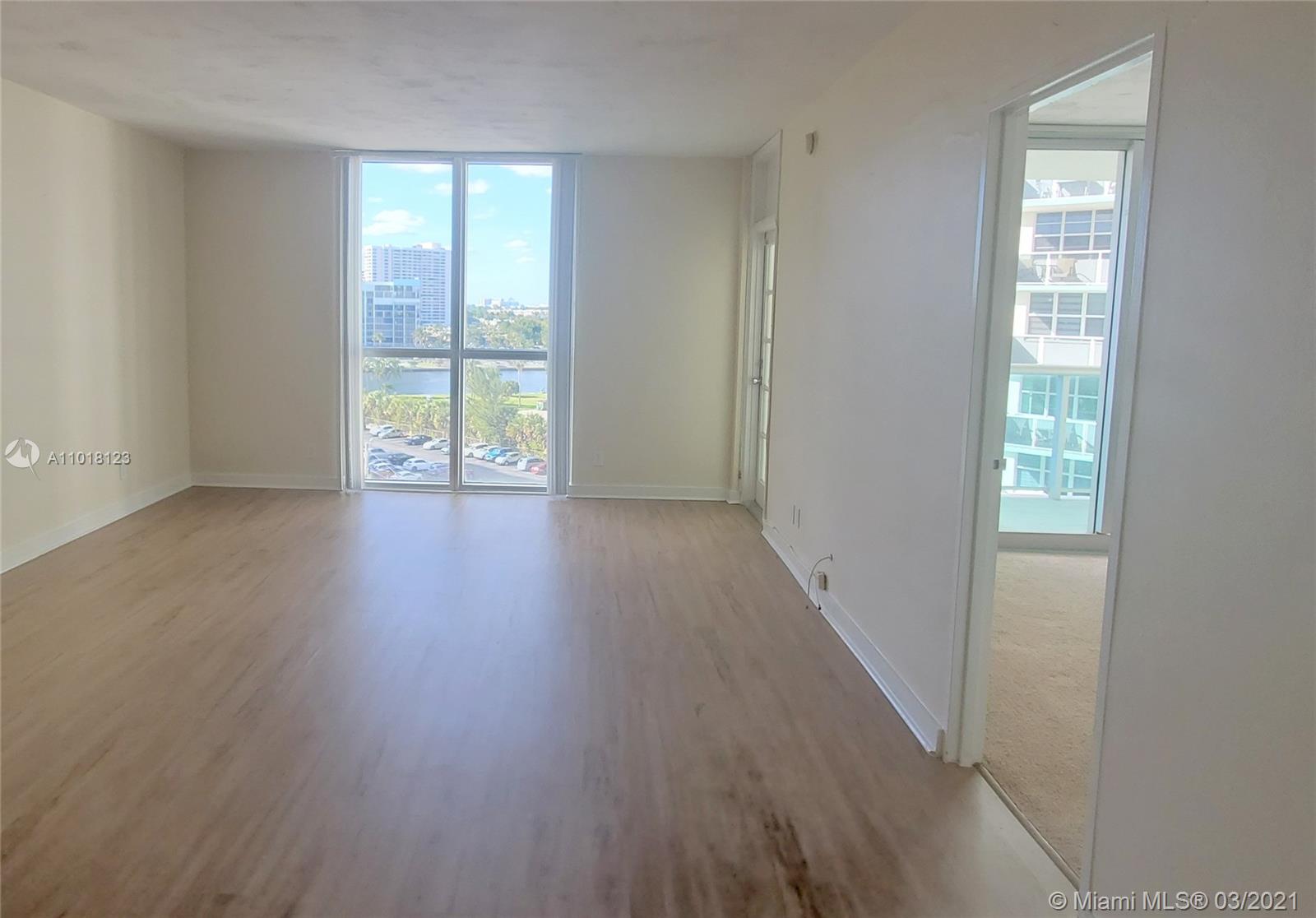 Hollywood, FL 33019,3801 S Ocean Dr #8W