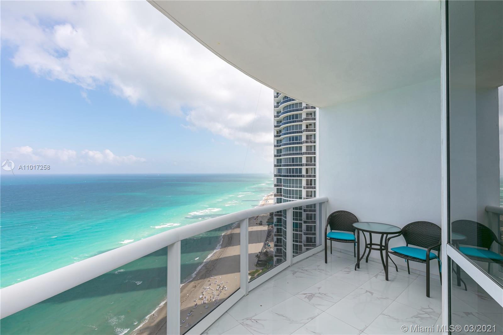 Sunny Isles Beach, FL 33160,18201 Collins Ave #3909