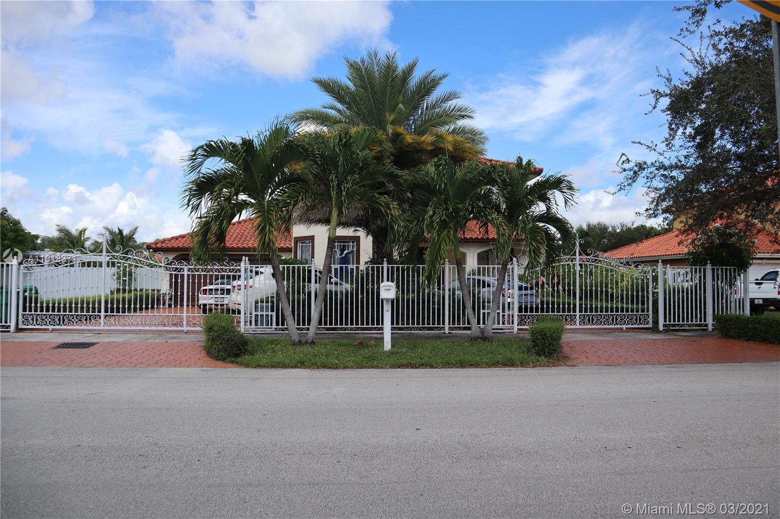 Palmetto Bay, FL 33157,9261 SW 174th St