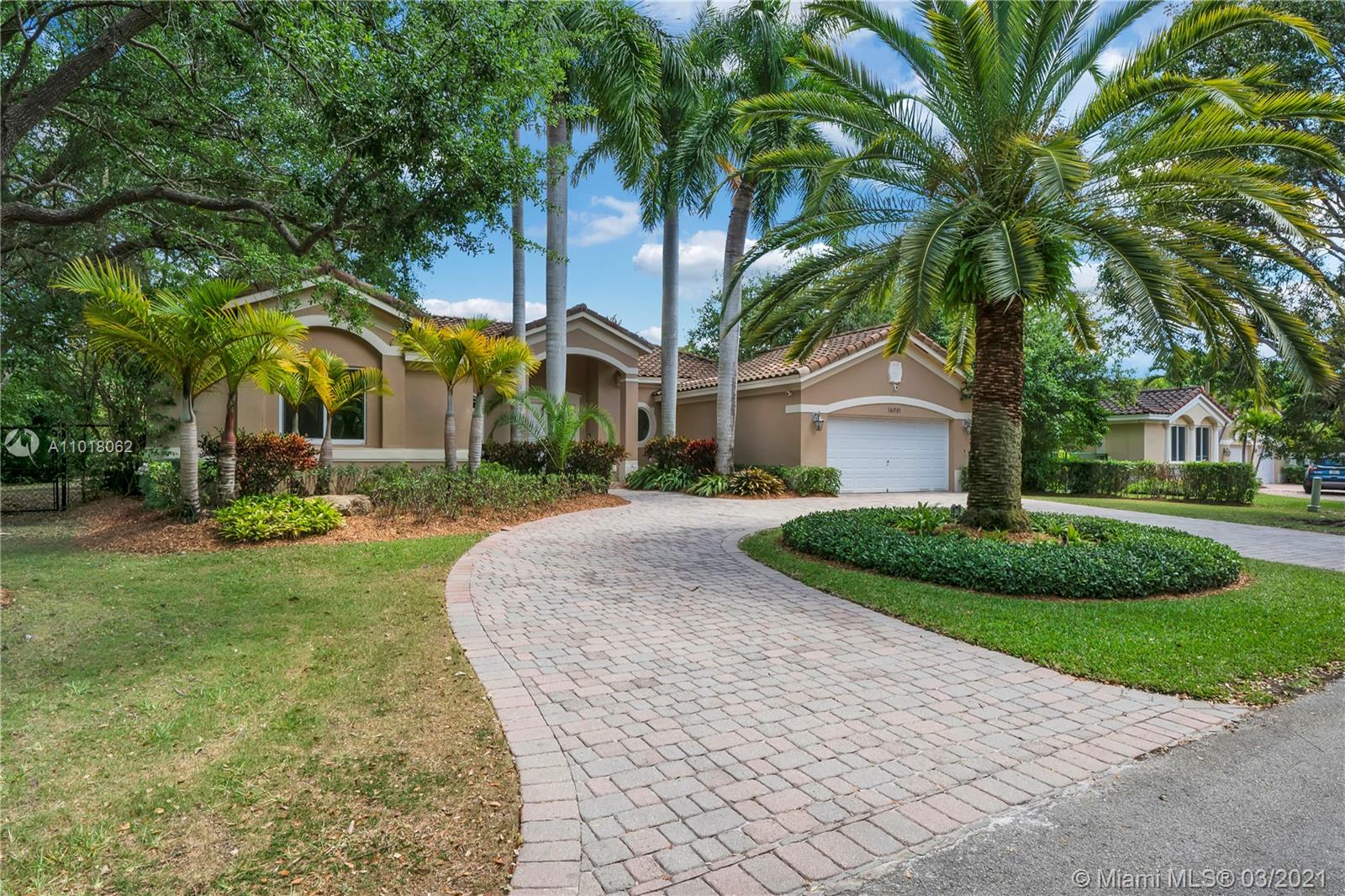 Palmetto Bay, FL 33157,16001 SW 84th Ct