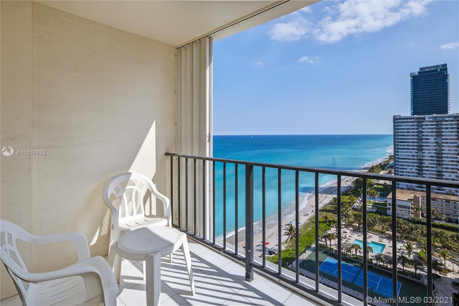 1890 S Ocean Dr #2105, Hallandale Beach, FL 33009