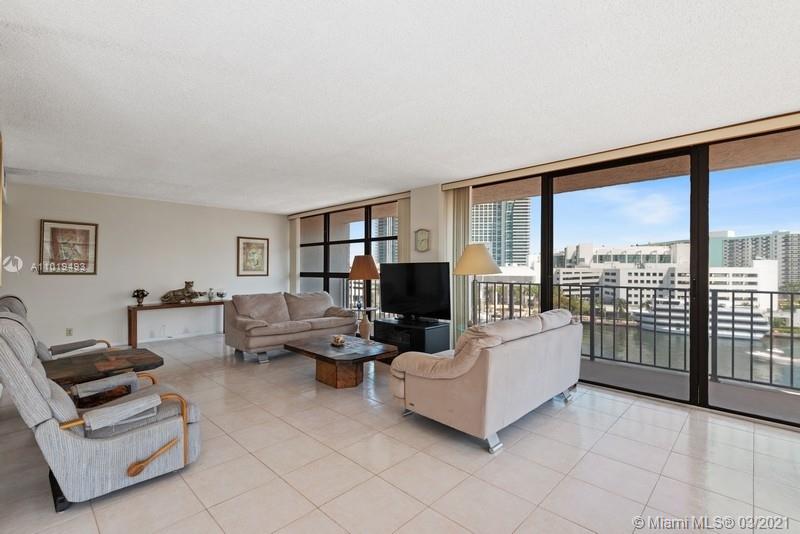 Hallandale Beach, FL 33009,400 Leslie Dr #830