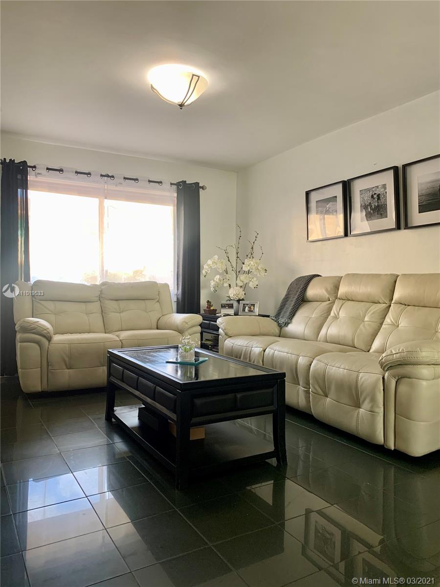 Hialeah, FL 33014,643 W 68th St #643