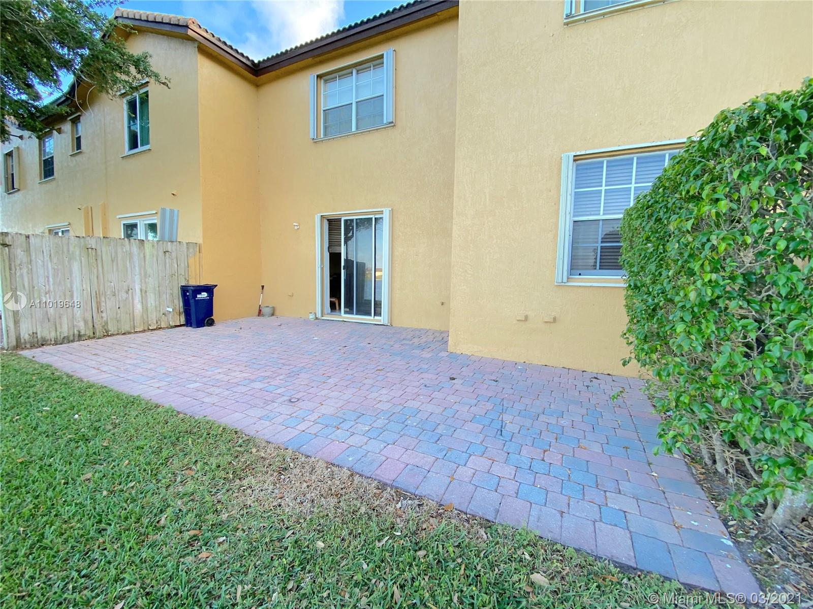 Cutler Bay, FL 33190,9155 SW 227th St #6