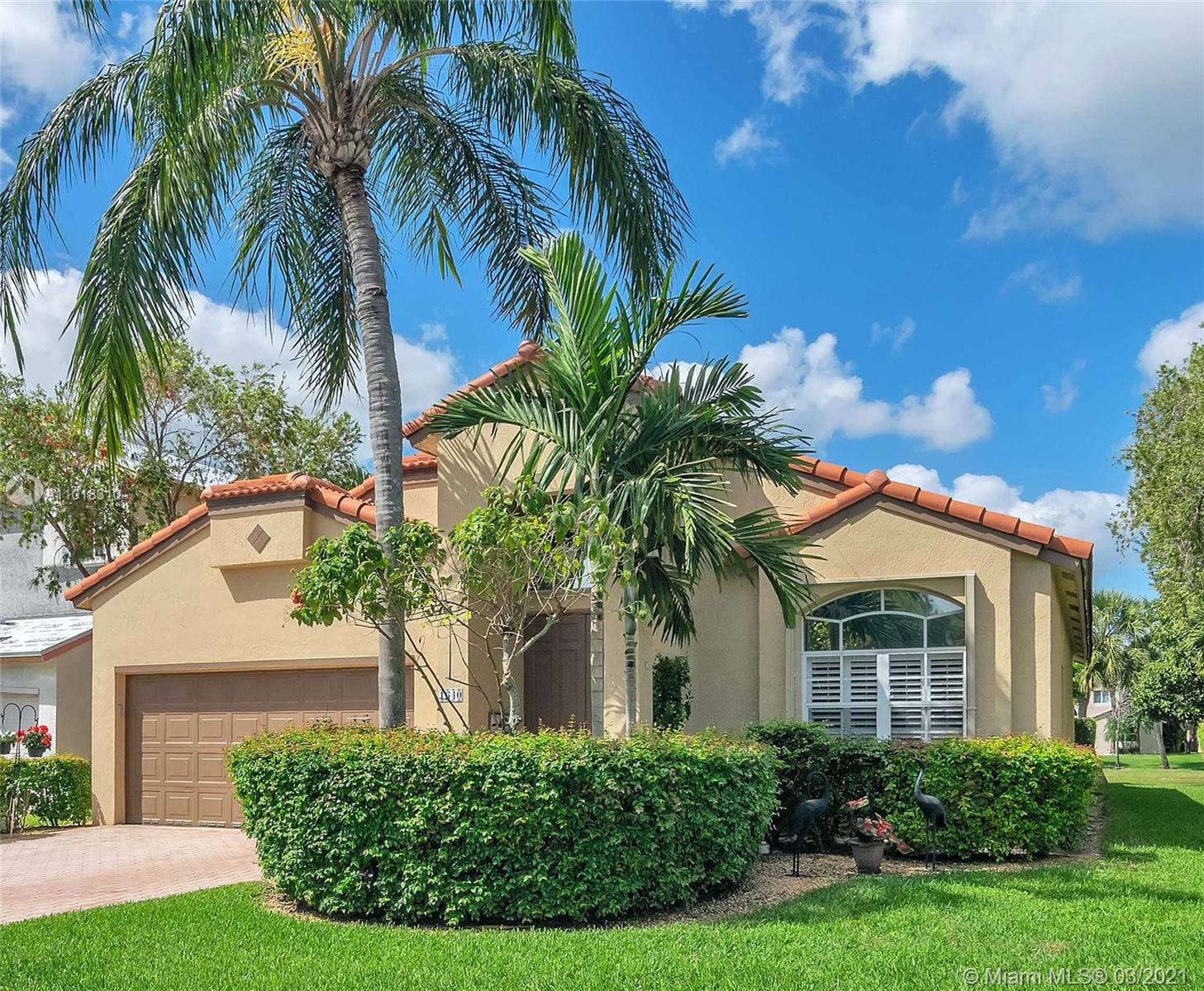 1640 SW 157th Ave, Pembroke Pines, FL 33027