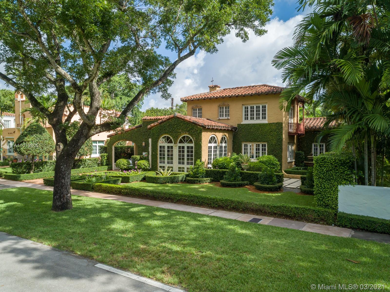 711 Alcazar Ave, Coral Gables, FL 33134