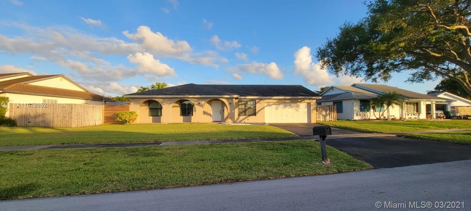 Cooper City, FL 33328,10250 SW 49th Ct