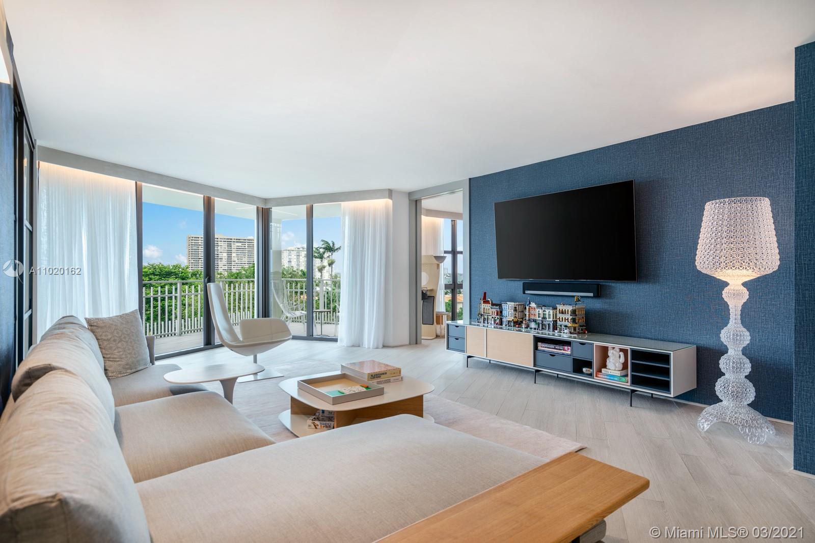 4000 Towerside Ter #709, Miami, FL 33138