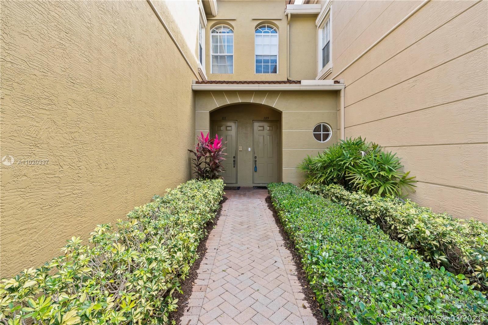 Palm Beach Gardens, FL 33418,4991 Bonsai Cir #109