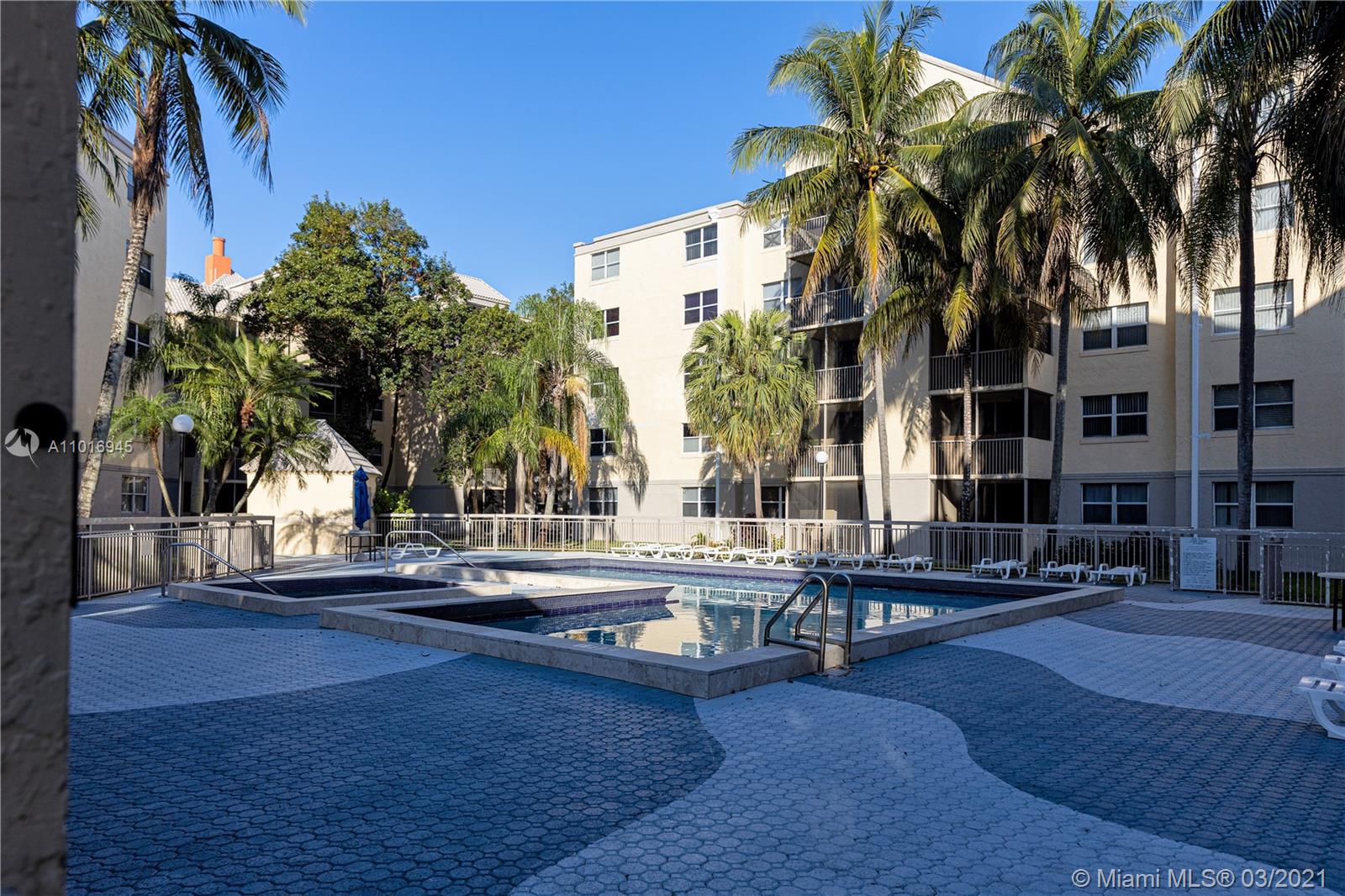 8373 Lake Dr #106, Doral, FL 33166