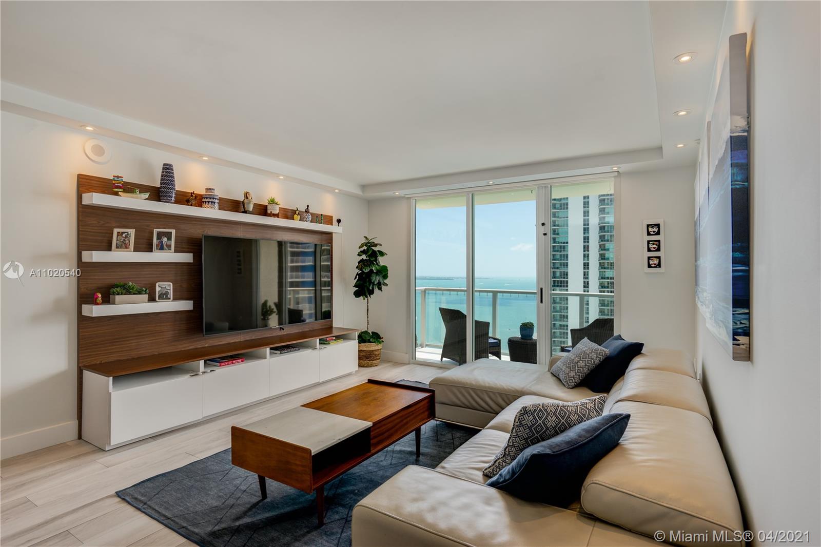 Miami, FL 33131,1155 Brickell Bay Dr #3103