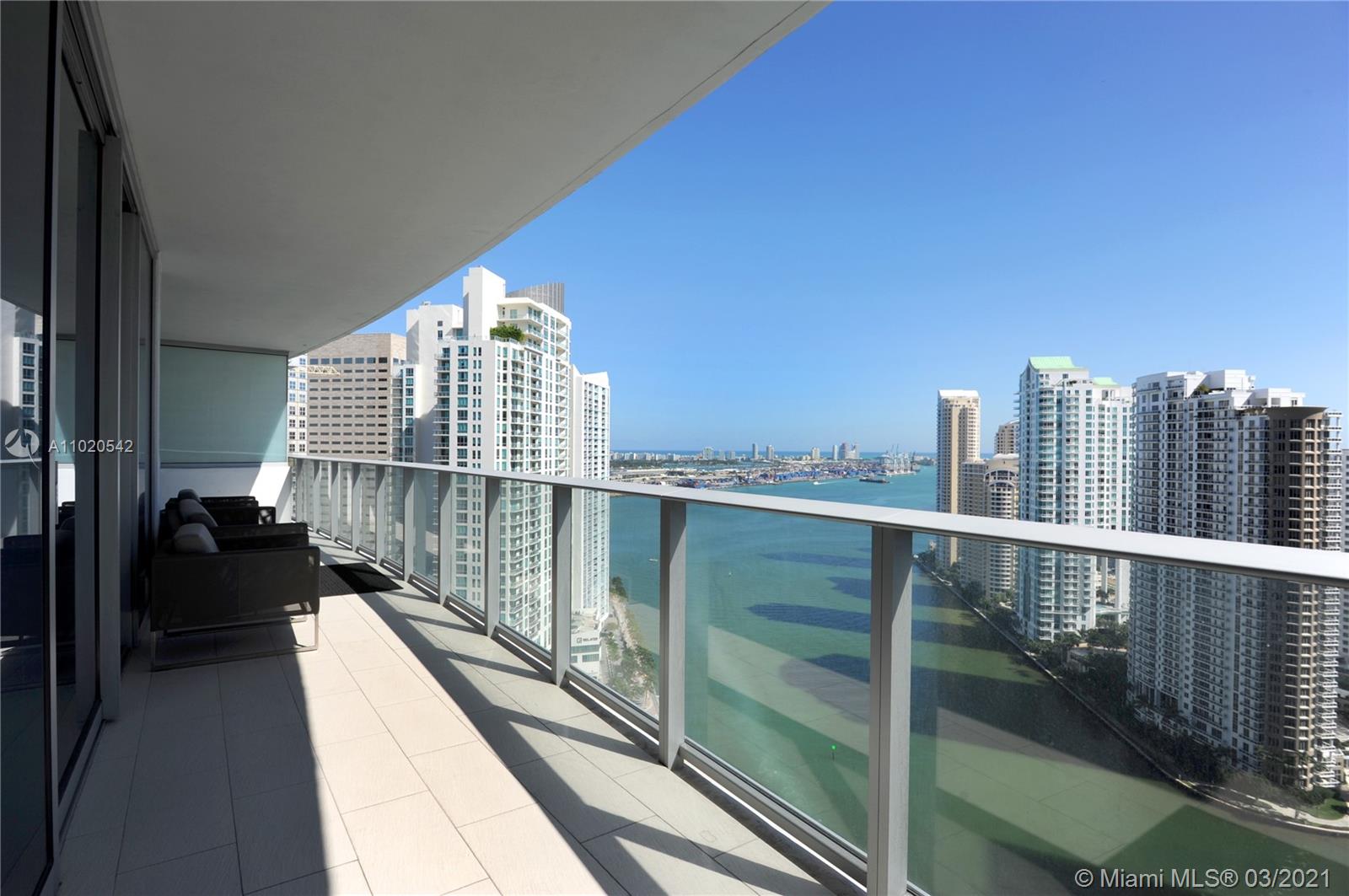 200 Biscayne Boulevard Way #3307, Miami, FL 33131