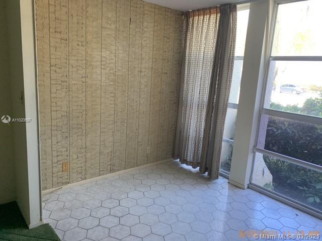 Hallandale Beach, FL 33009,2000 Atlantic Shores Blvd #105