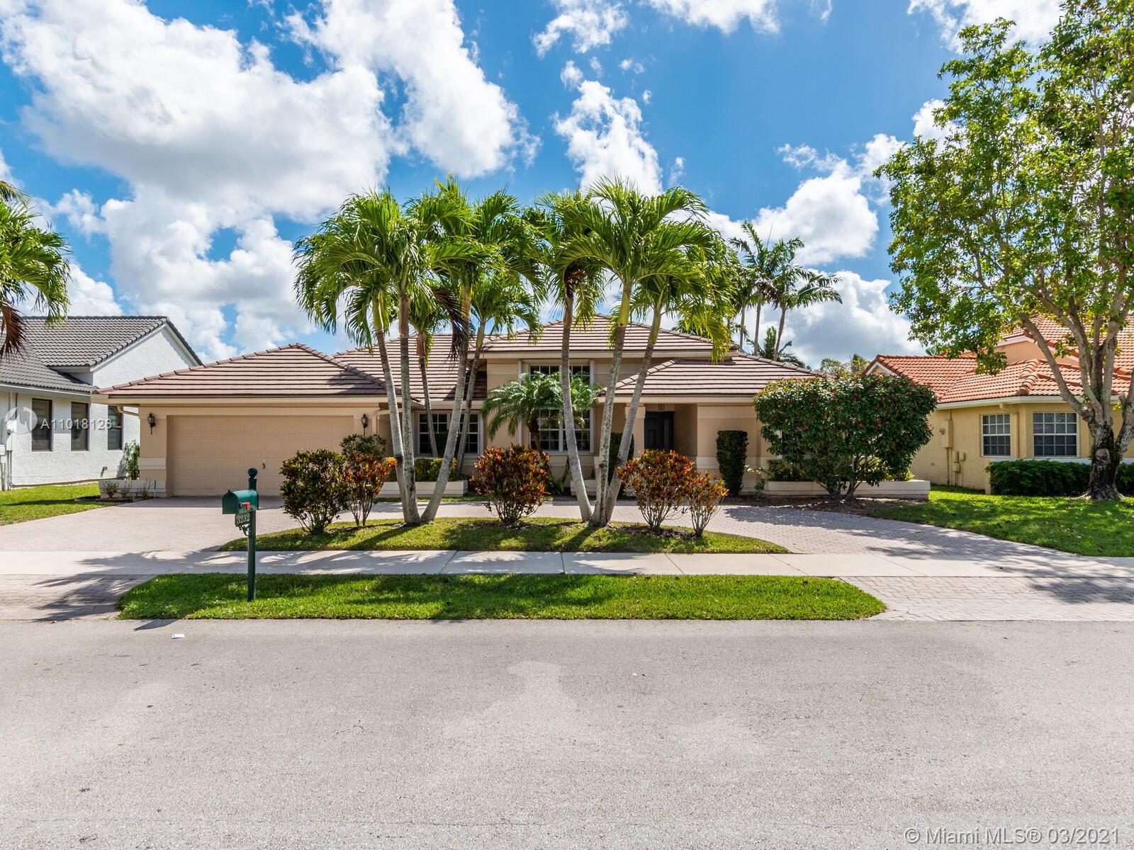 3232 Ridge Trce, Davie, FL 33328