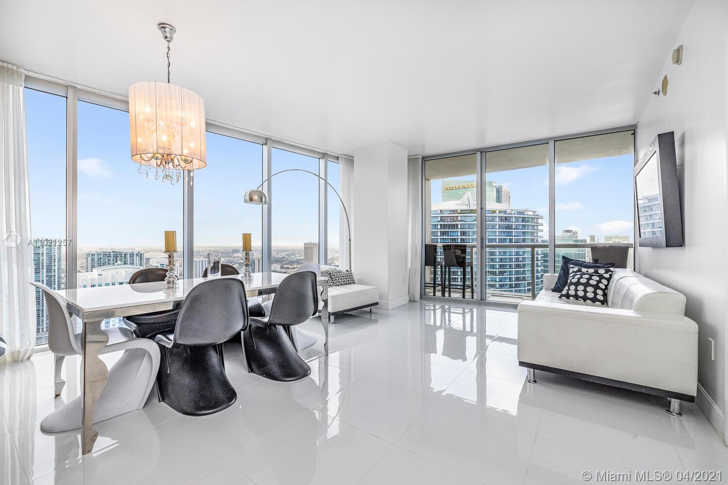 Miami, FL 33131,475 Brickell Ave #4915