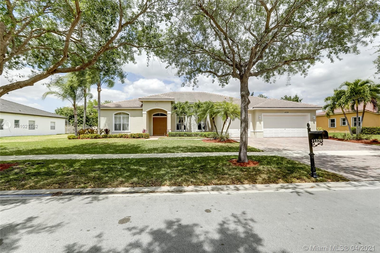 11339 Temple st, Cooper City, FL 33330