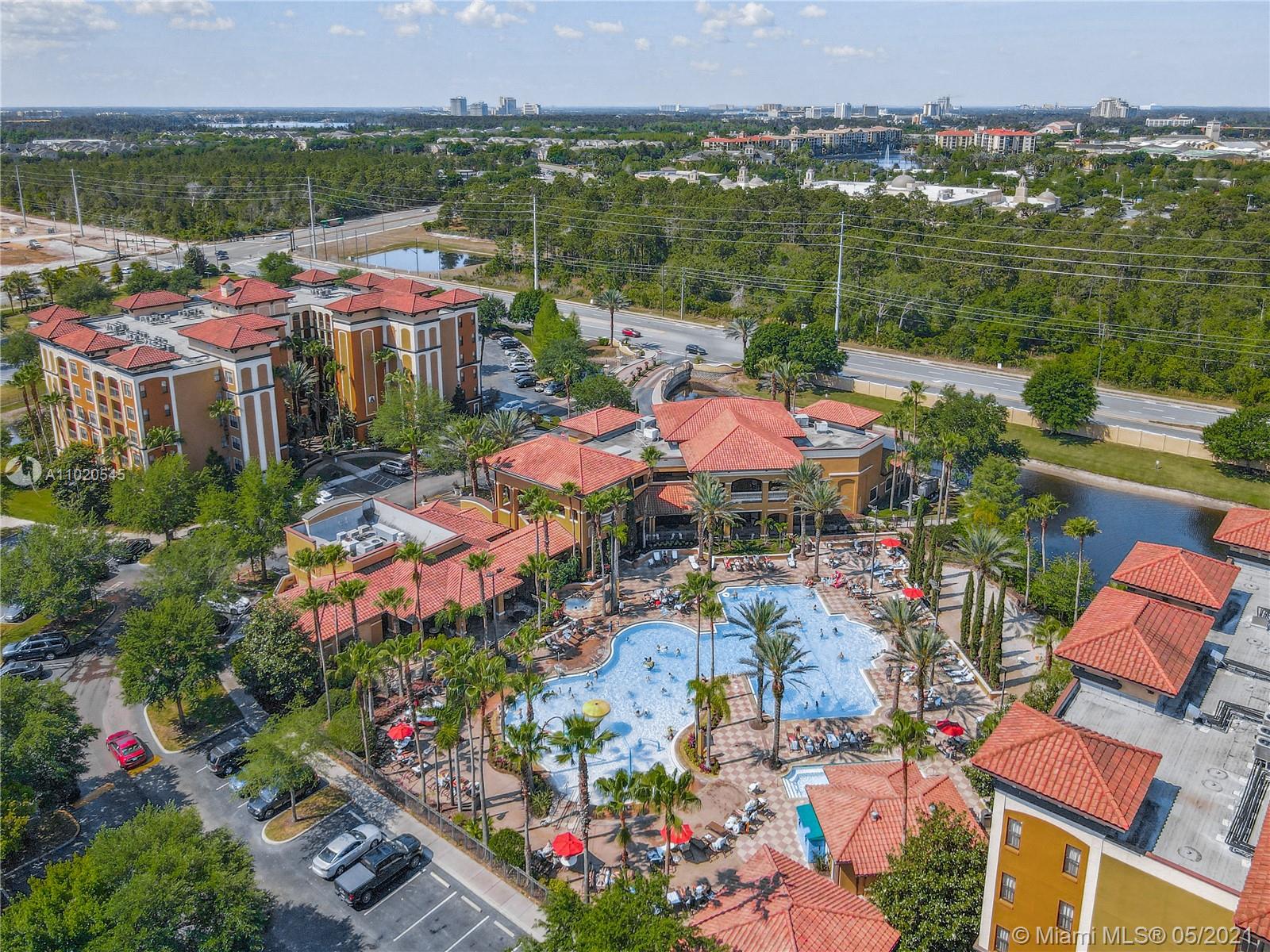 Orlando, FL 32821,12527 Floridays Resort Drive #104-E