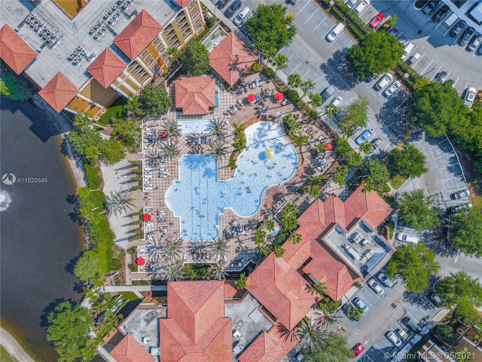 Orlando, FL 32821,12527 Floridays Resort Drive #104-E