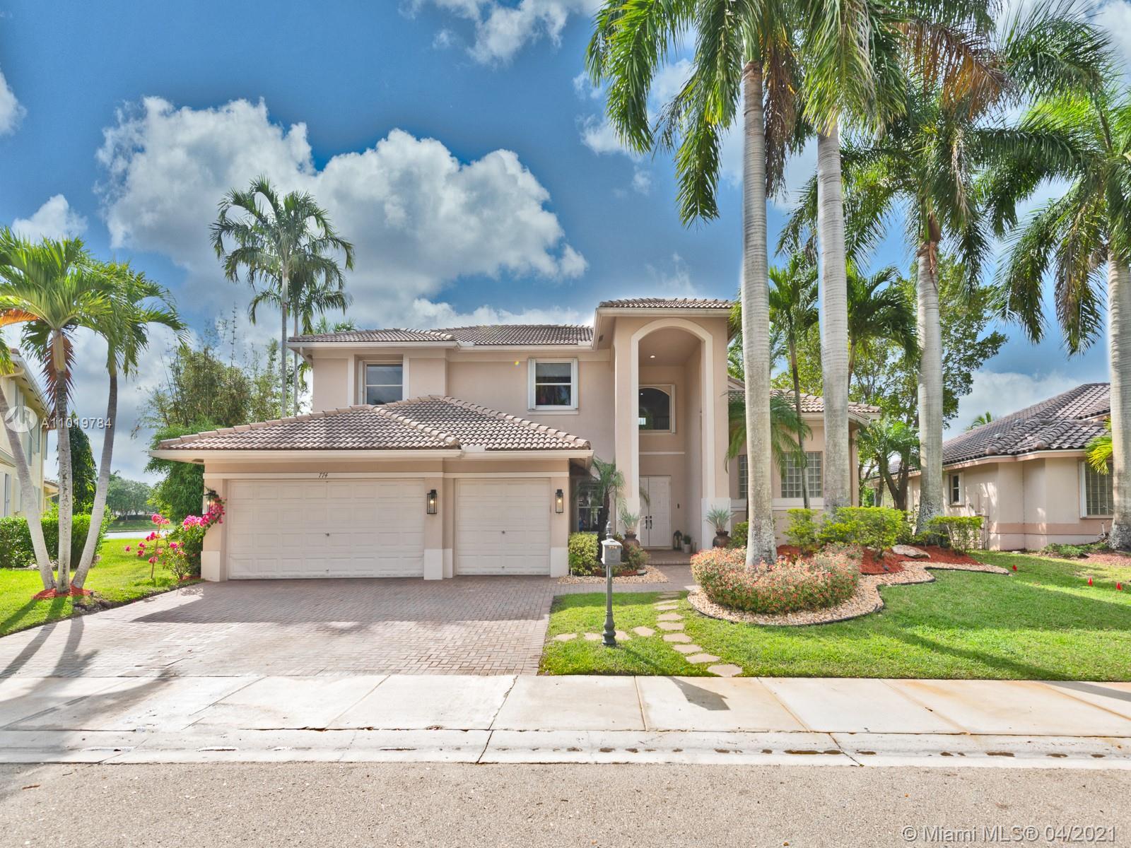 774 Regal Cove Rd, Weston, FL 33327