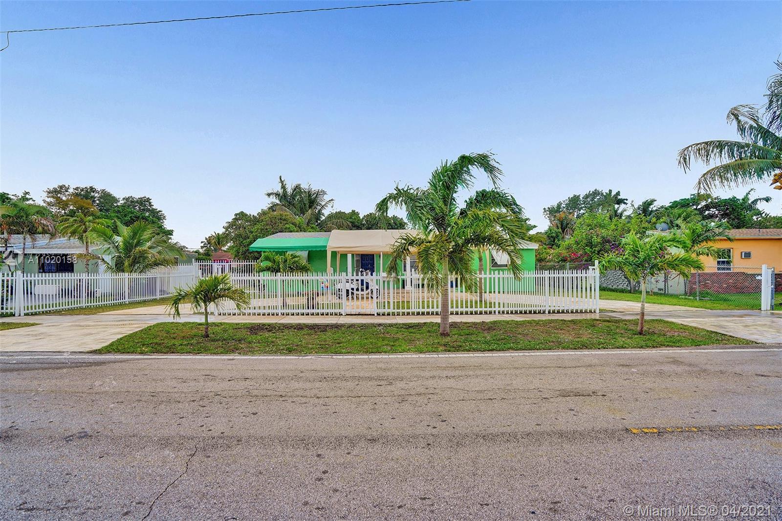 North Miami, FL 33161,530 NE 140th St