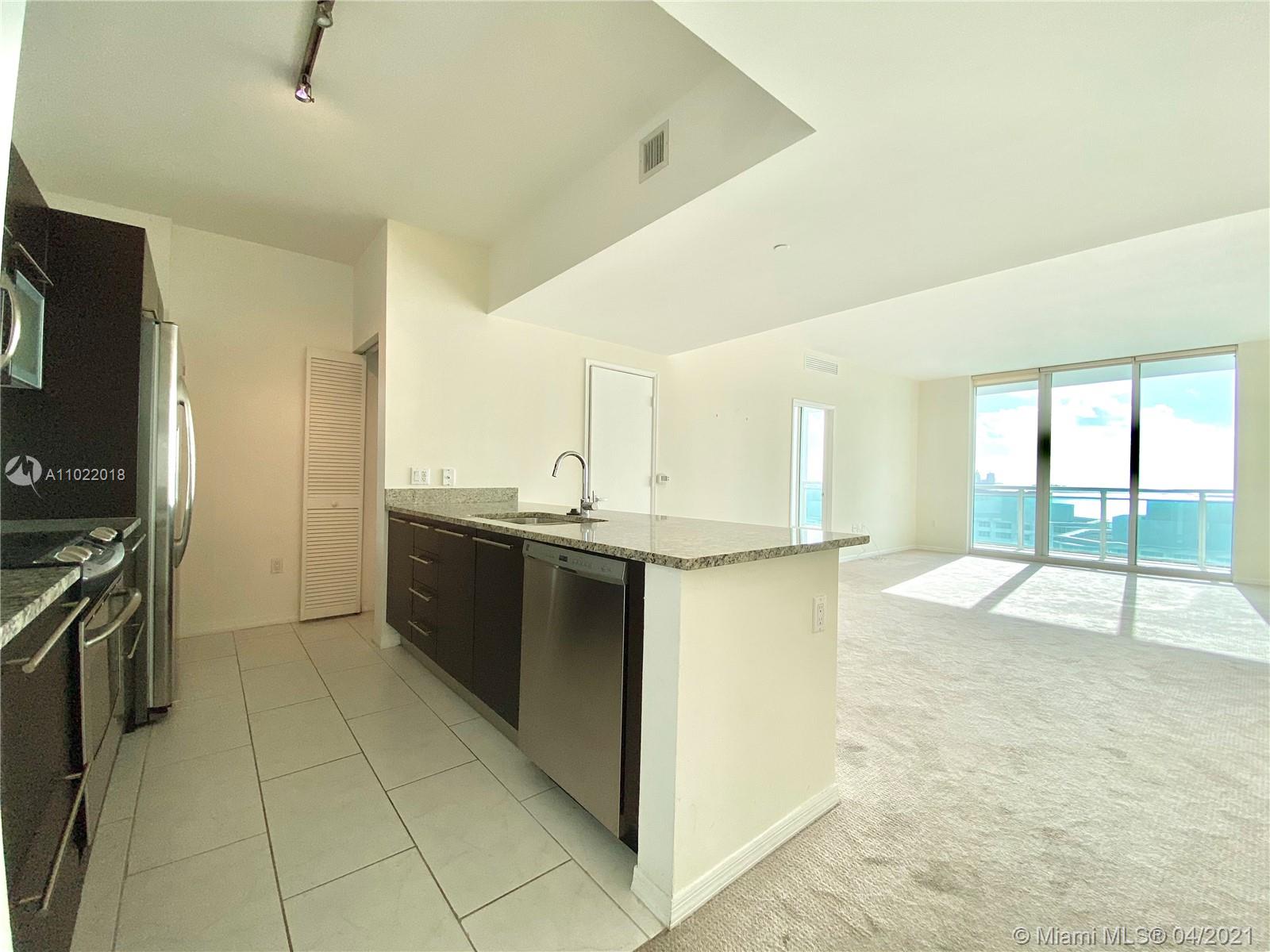 Miami, FL 33131,951 Brickell Ave #2206