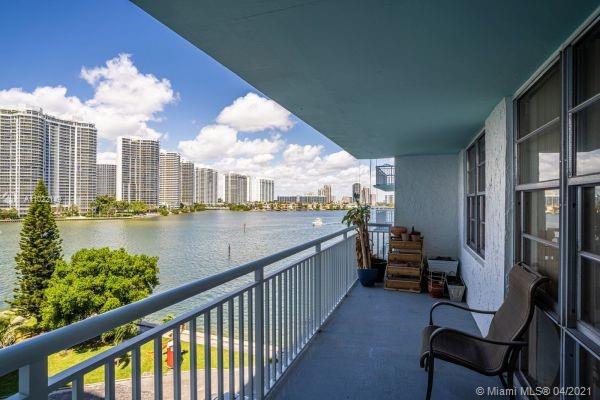 Sunny Isles Beach, FL 33160,301 174th St #620