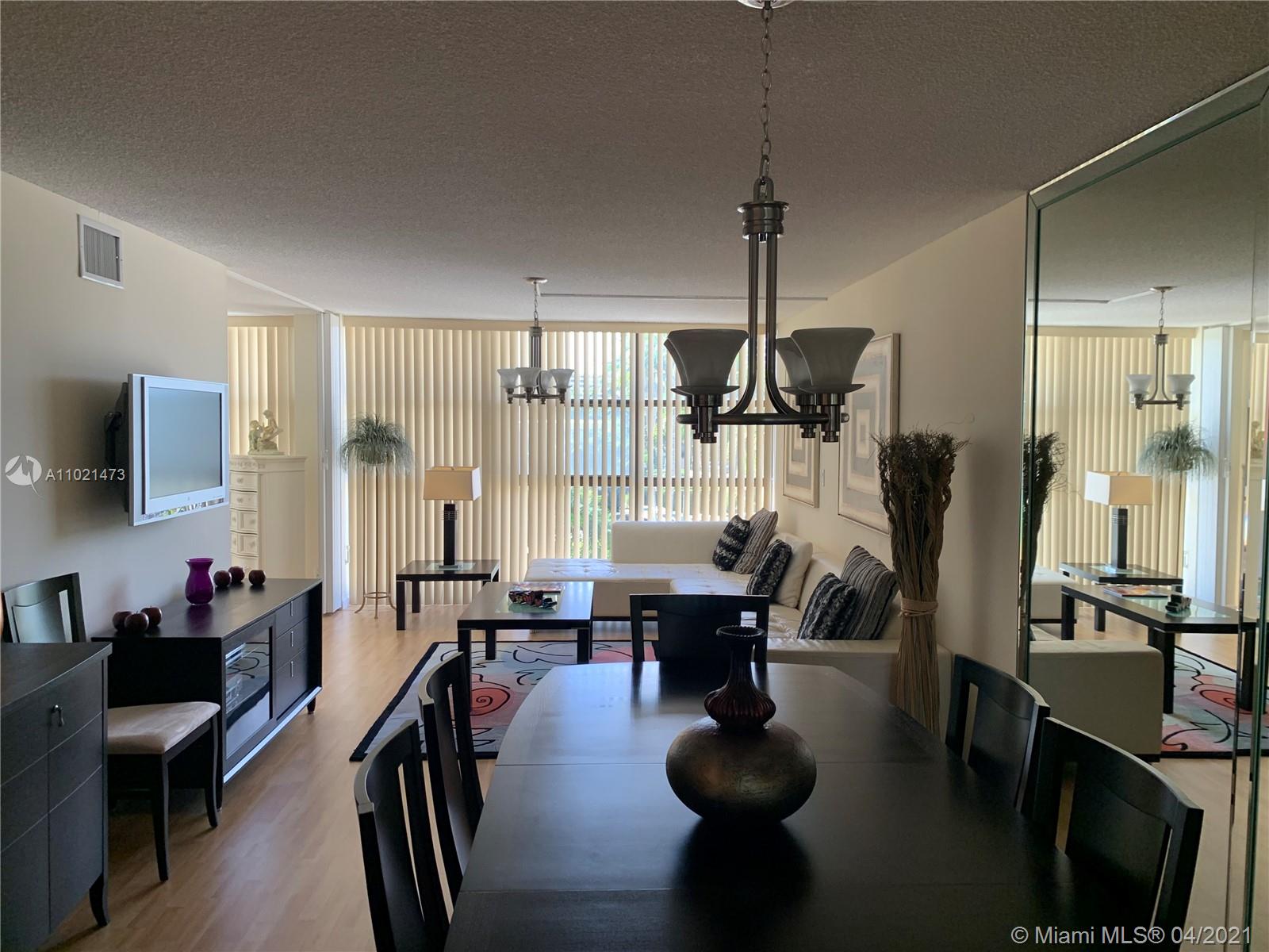 Hallandale Beach, FL 33009,600 Parkview Dr #301