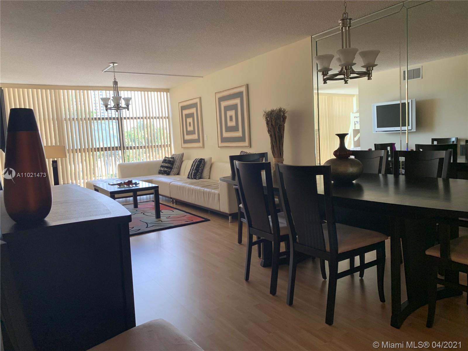 Hallandale Beach, FL 33009,600 Parkview Dr #301