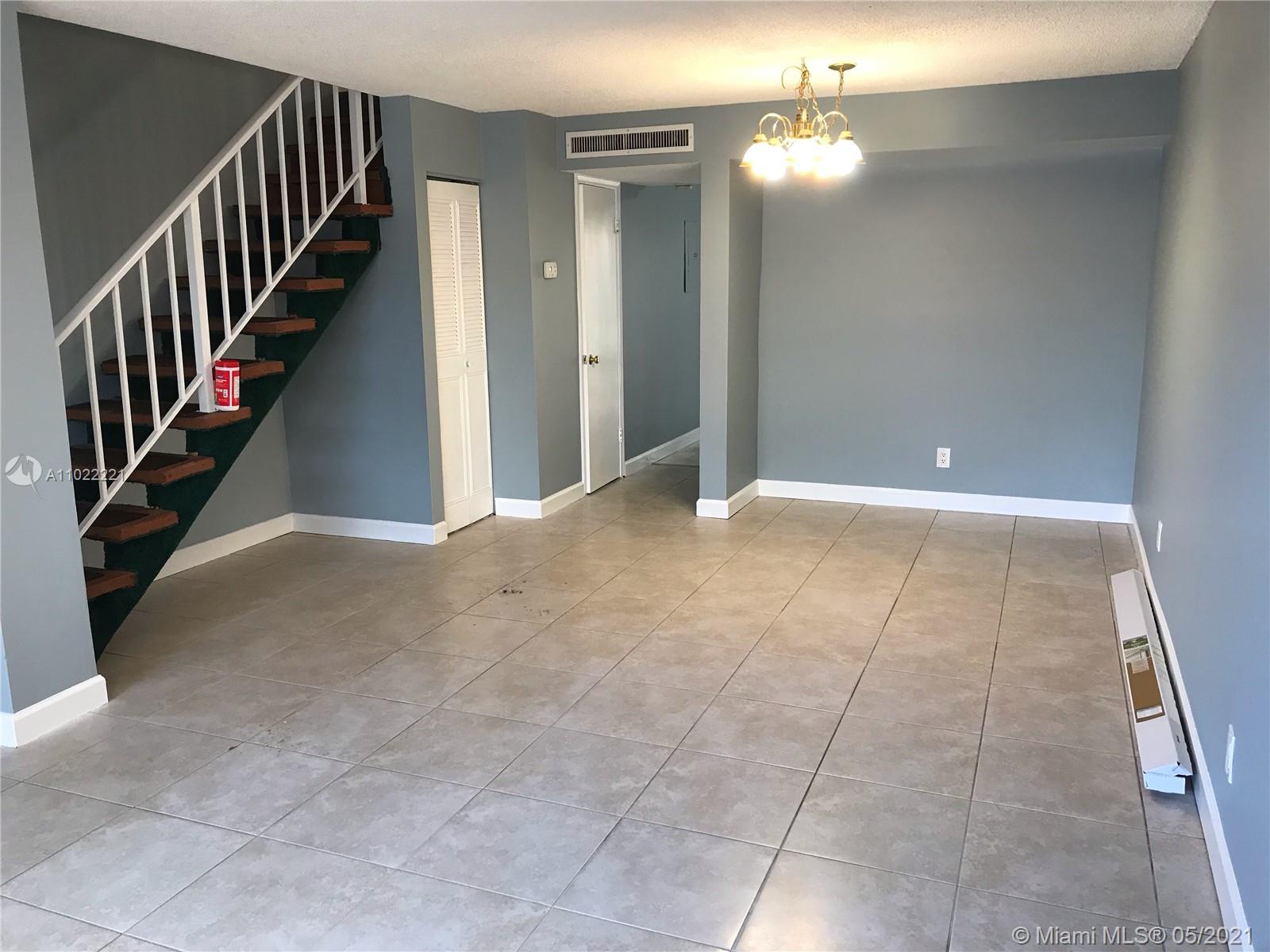 4051 NW 19th St #4051, Lauderhill, FL 33313