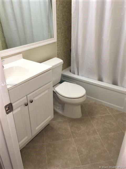 West Palm Beach, FL 33417,79 Sussex #D