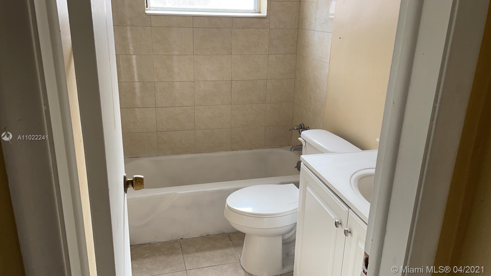 Sunrise, FL 33313,6791 NW 25th St