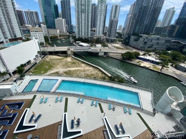 92 SW 3rd St #1811, Miami, FL 33130