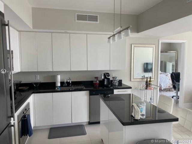 Miami, FL 33130,92 SW 3rd St #1811