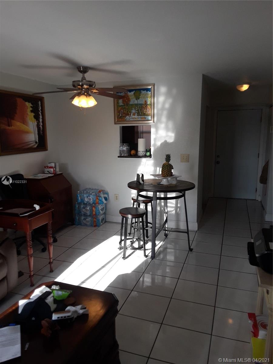 North Miami, FL 33161,365 NE 125th St #407