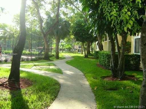 Coral Springs, FL 33071,9088 W Atlantic Blvd #518